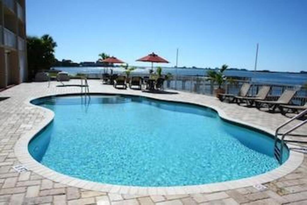 Beso Del Sol Resort Dunedin Exterior foto